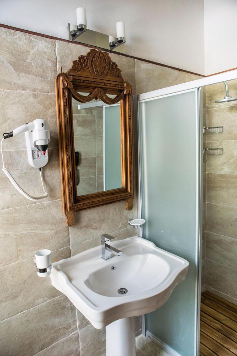 Kyrenia Palace Boutique Hotel מראה חיצוני תמונה